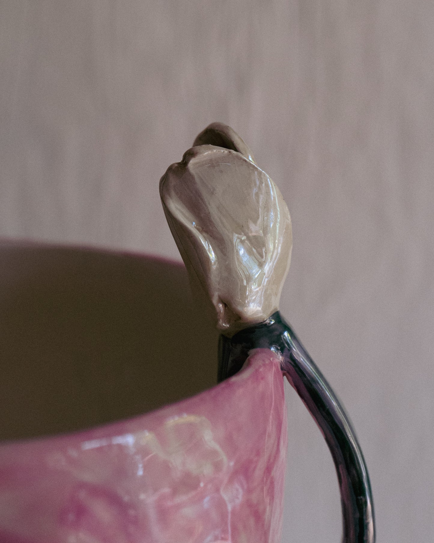 Vase "plus de tulipes svp".