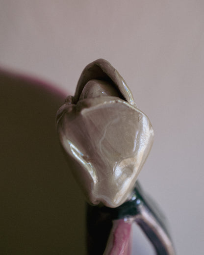 Vase "plus de tulipes svp".