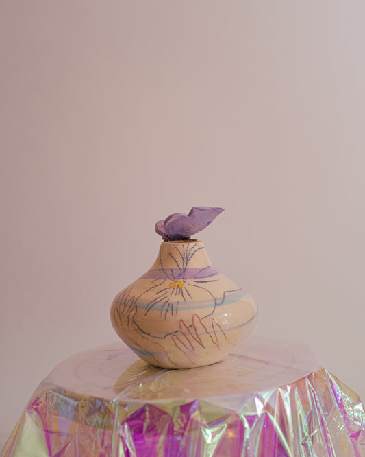 Vase "sur le rebord".