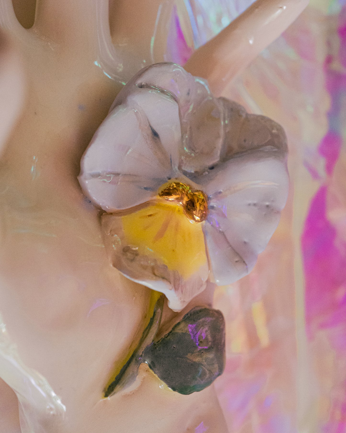 Sculpture “la main à la pensée”.