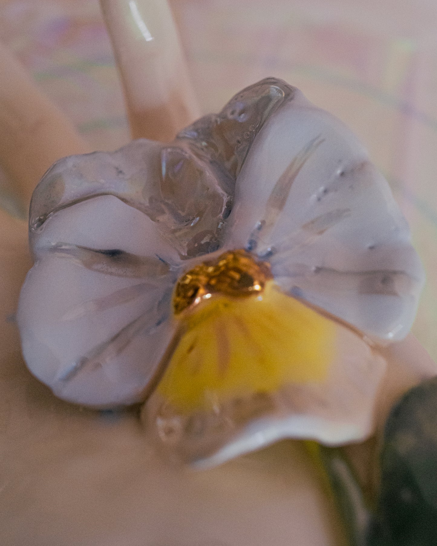 Sculpture “la main à la pensée”.