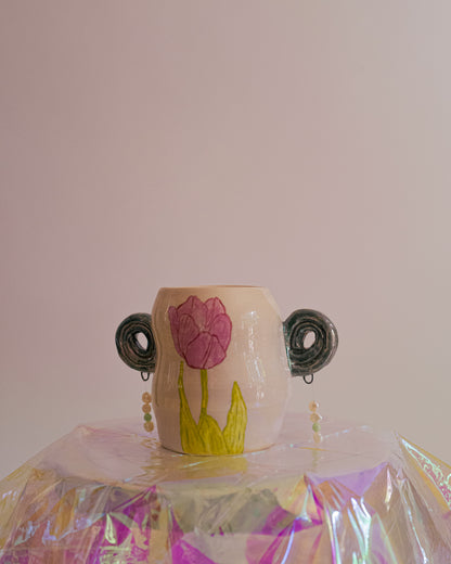 Tasse "tulipe aux bijoux".