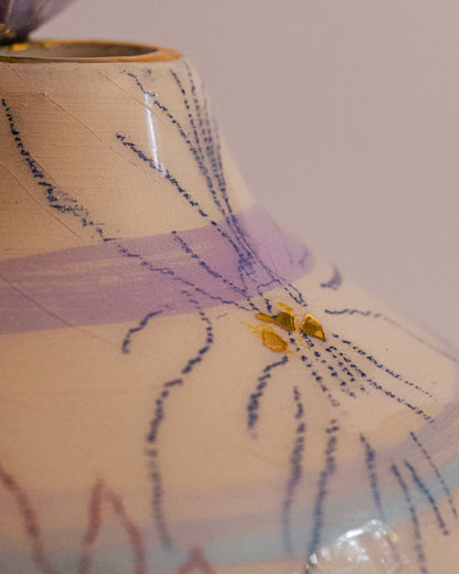 Vase "sur le rebord".