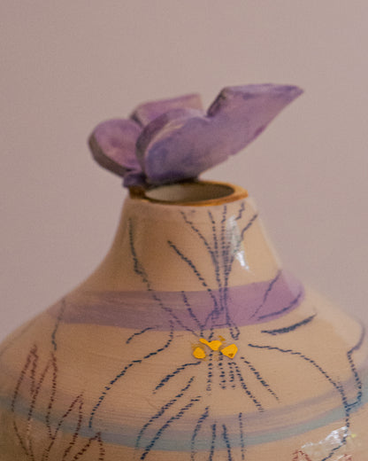 Vase "sur le rebord".