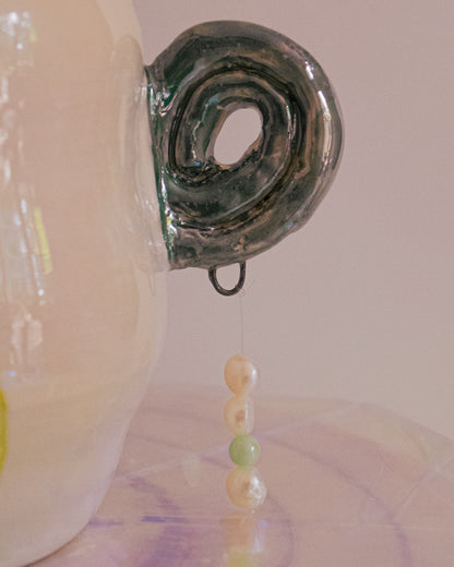 Tasse "tulipe aux bijoux".