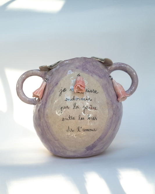 Vase "entre les bras de l'amour".