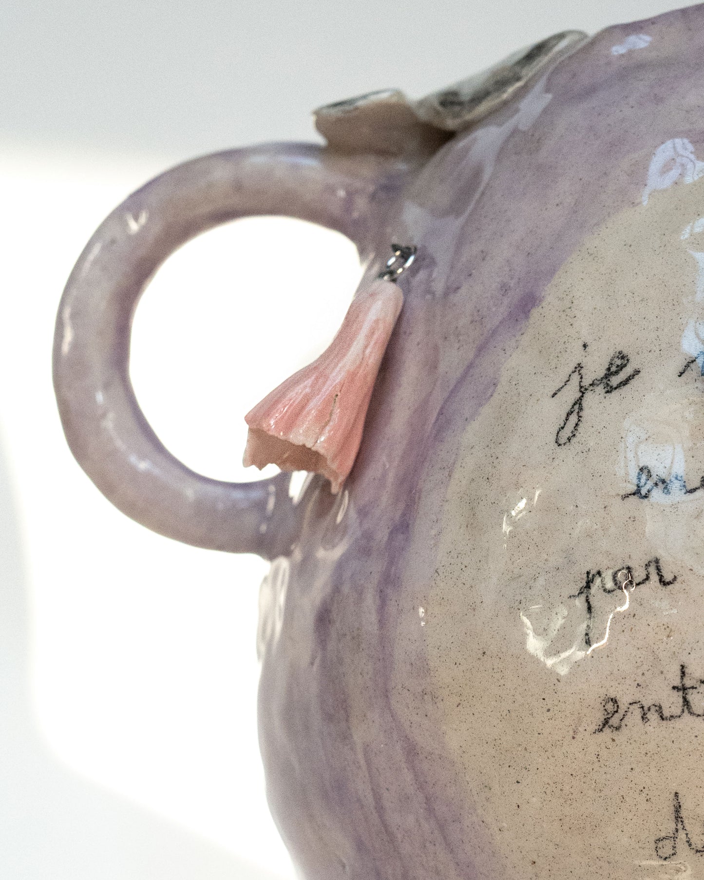 Vase "entre les bras de l'amour".