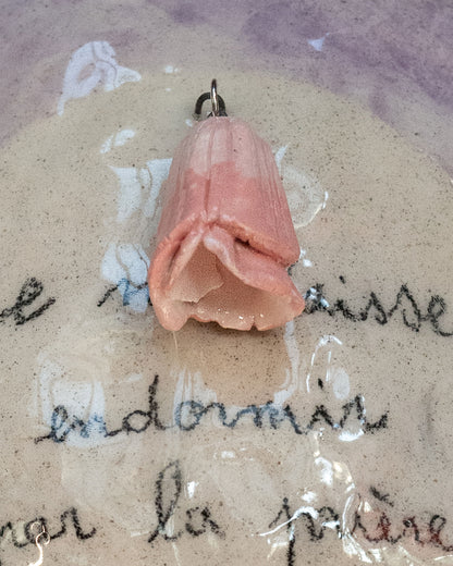 Vase "entre les bras de l'amour".